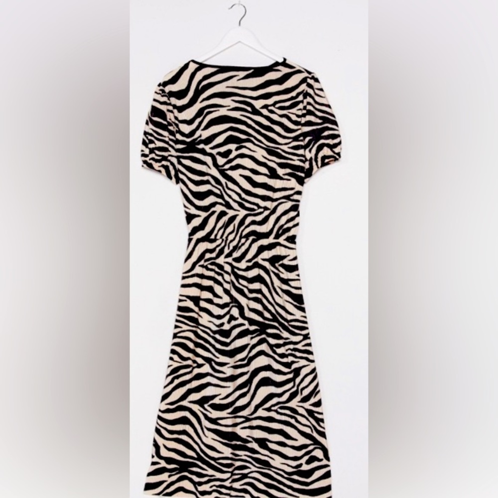Zebra print plisse textured maxi dress